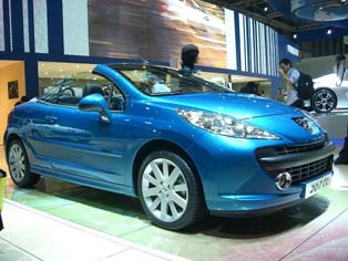Peugeot’s sporty 207CC model