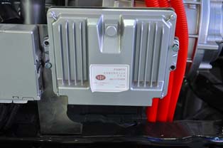 In-house-developed transmission for hybrid passenger cars developed by FAW.