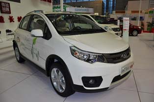 Great Wall HAVAL M3 EV. NEDC system allows travelling over 100km on one charge; 160km at a constant speed of 60kph. Fitted with a 19.2kWh lithium-ion battery, almost fully subsidized by government incentives.