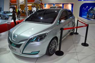 BAIC 301 EV. Powered by a 100ah lithium-ion battery, capable of driving 160km on one charge.
