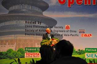 Patric Oliva, Vice President of Michelin. Promoted the importance of utilizing its accumulated tire technology in development for new-energy vehicles.