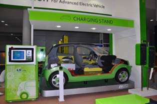LS Cable appealed its comprehensive ability showcasing self-developed charging system and EV-related products which are equipped with power-supply system.