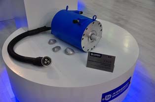 30kW traction motor displayed by Broad-Ocean Motor. Peak output of 60kW. Apparently secured contract to supply EVs of BAIC developed based on Saab passenger cars.