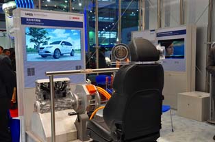 Bosch’s HEV driving simulator which enables training to reduce fuel consumption and improve driving techniques.