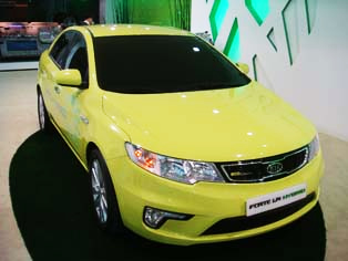 Kia Forte LPi Hybrid - scheduled for launch in September 2009