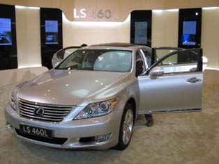 LEXUS LS460L