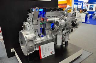 Dongfeng Cummins 13l ISZ engine. Inline 6 cylinder. State4 compliant.