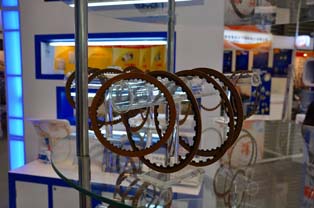 Multi-gear clutch friction material display of Aixin