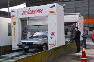 Demonstration of automatic car wash machine of Taiwan’s Asia Wash