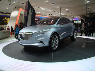 GM: World premiere of Buick’s Envision SUV concept